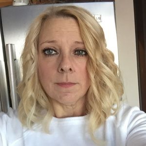 Meet your Posher, Shelly